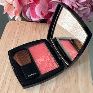 CHANEL Les Tissages De Chanel Blush Duo-Effect Tweed. 130 Tweed Evanescent